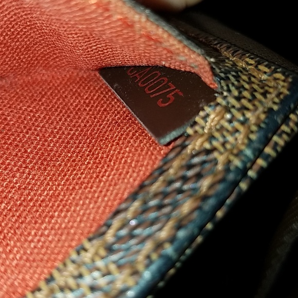 AUTHENTIC Louis Vuitton Geronimo Damier Ebene Bag - Picture 6 of 6